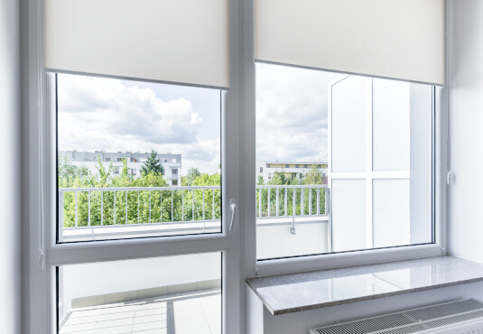 Balkontür mit Fenster aus Kunststoff