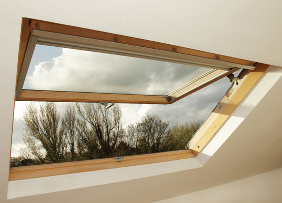 Hochschwingfenster Holz Einbausituation 