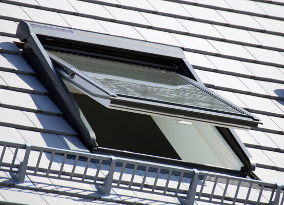 Solar Rollladen Klappflügelfenster