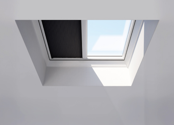 Flachfachfenster Innenbeschattung Schwarz Flachfachfenster Innenbeschattung Schwarz