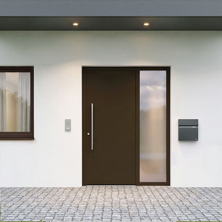 Haustür mit Seitenteil rechts