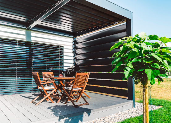 Aluminiumpergola auf der Terrase