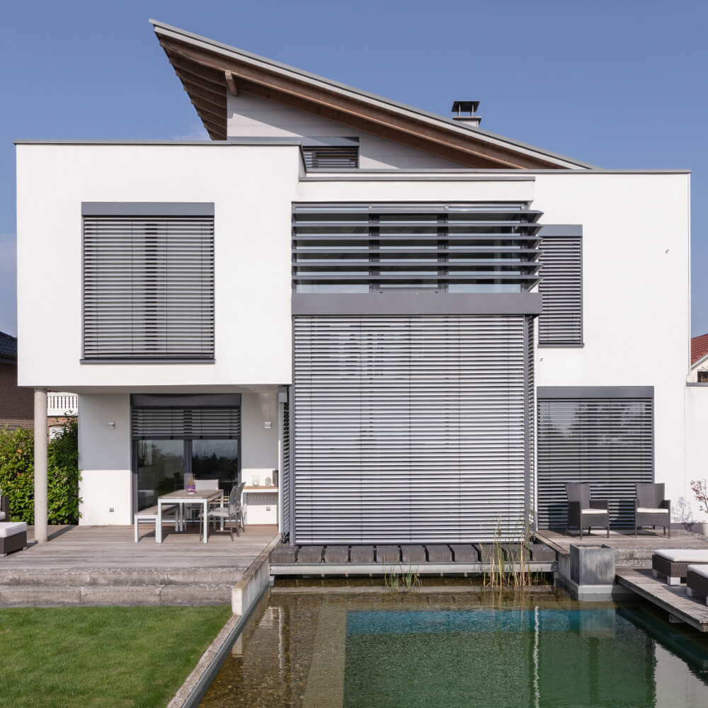 Raffstore Außenansicht Haus