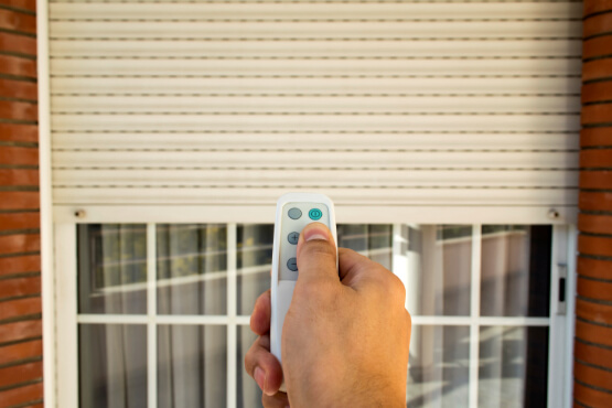 Elektrische Rolläden mit Fernbedienung nachrüsten