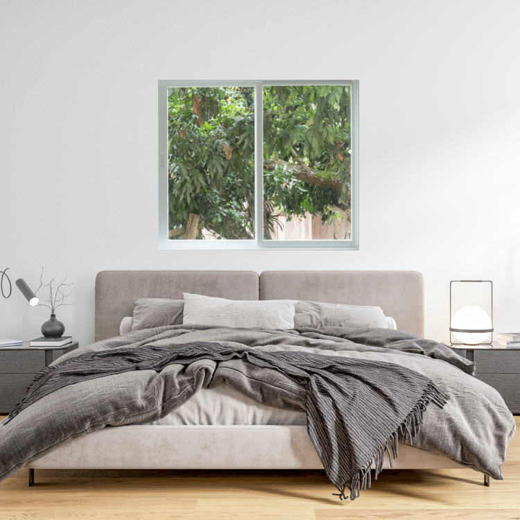Schiebefenster im Schlafzimmer