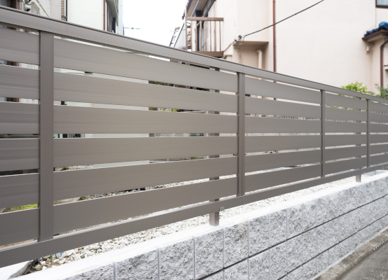 Zaun Grau Einbausituation