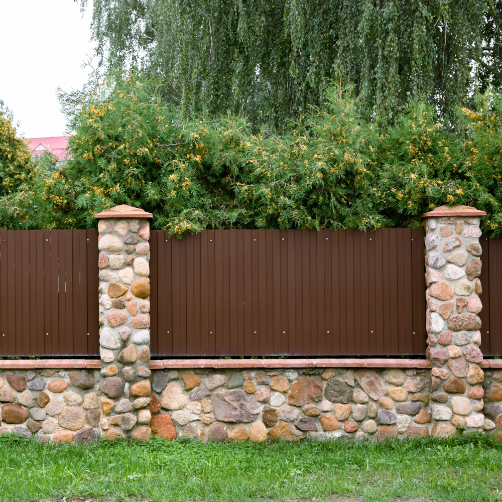 Zaun Holzoptik dunkel Einbausituation Zaun Holzoptik dunkel Einbausituation